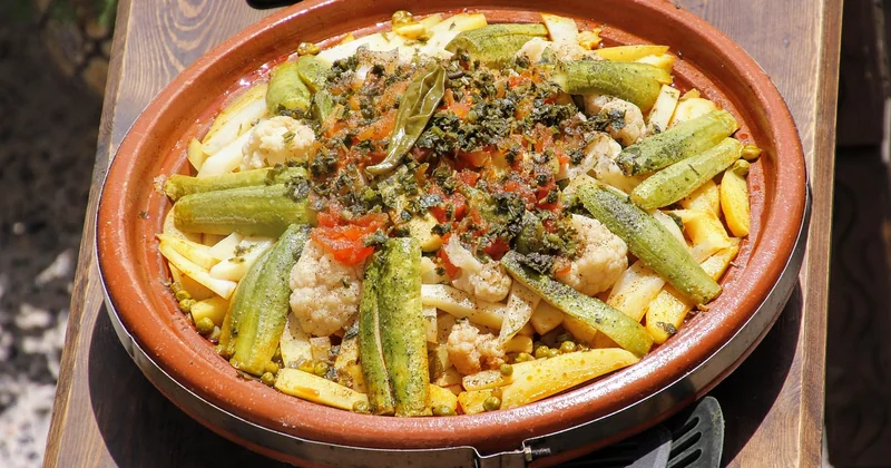 Y a-t-il de la semoule dans le tajine ?